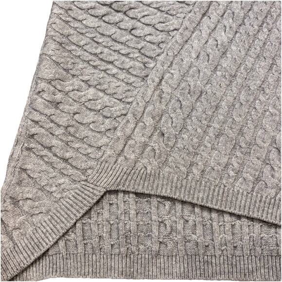 Evolution By Cyrus Aneesa Asymmetric Hem Cable Knit Sweater Light Gray Medium - Picture 4 of 5